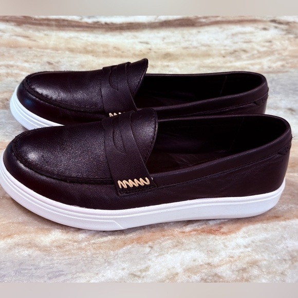 Women’s PATINA Almost Perfect boardwalk black penny loafer- size 6. - Picture 5 of 8